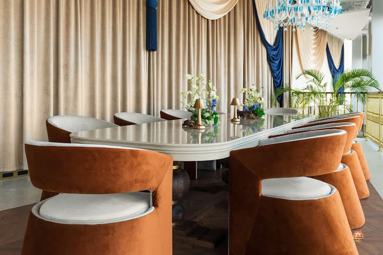 Зал "Стол на балконе" в «Сайяр» фотография №1