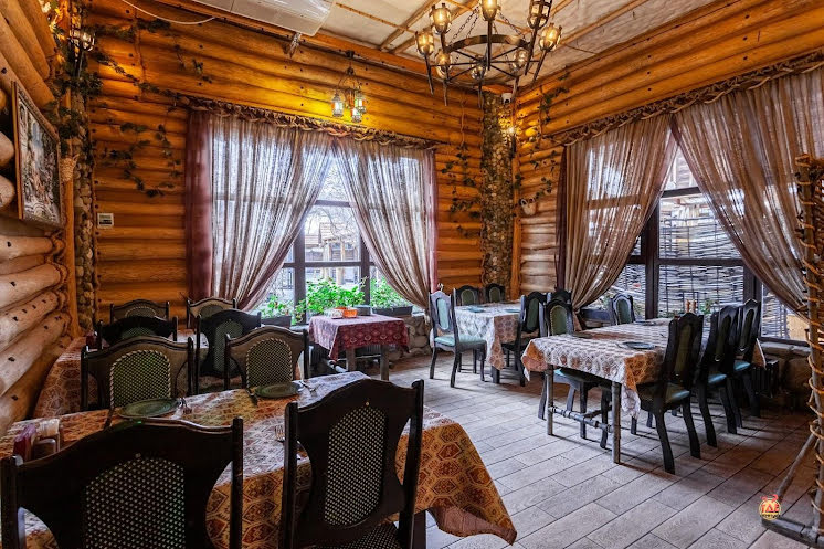 Основной зал в «Помещик на Бершанской» фотография №15