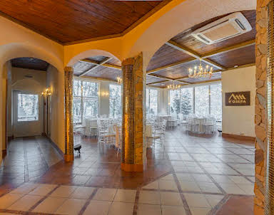  ресторан Мир у Озера