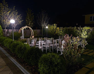  ресторан Avgust 13 vostok