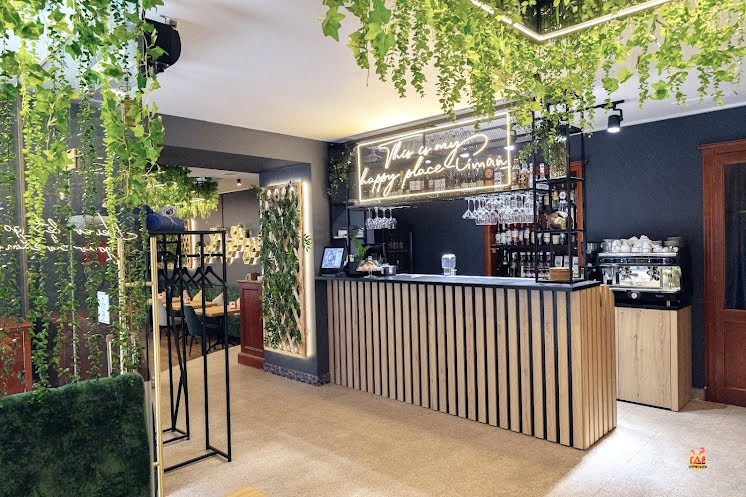 Основной зал в «Liman на Захарьевской» фотография №4