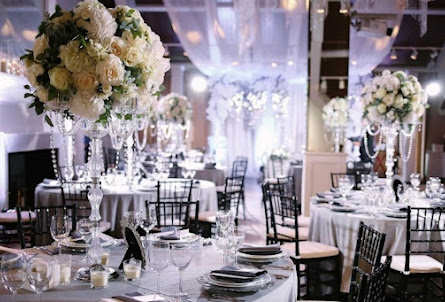 Зал «Каминный» в Маленький домик 