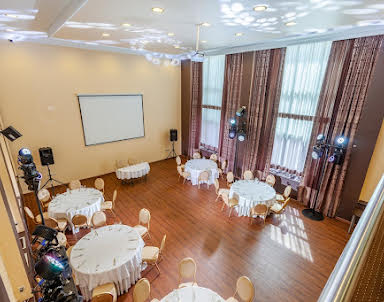 Корпоратив в Бристоль-Жигули