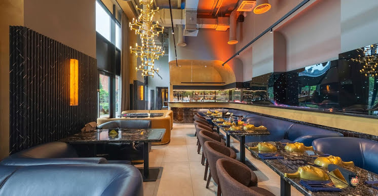 Зал с камином  в «Гарда бар» фотография №8