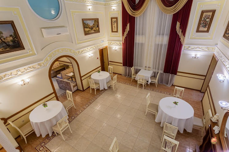 Малый зал в «Версаль» фотография №9