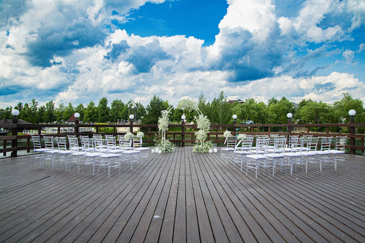 Банкетный зал  в «Queen's Lake» фотография №15