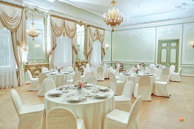 Зелёный зал в «Milutin Palace» фотография №2