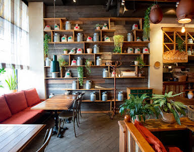  ресторан Хачапури и Вино на Молодёжном