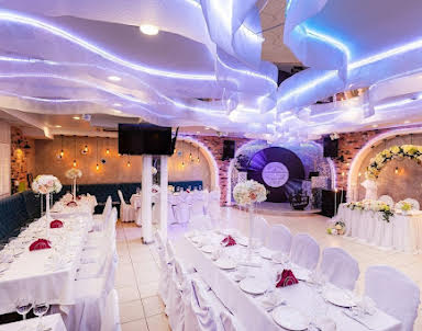 Новый год в Артист