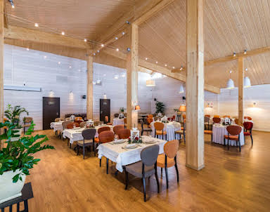  ресторан Vazuza Country Club