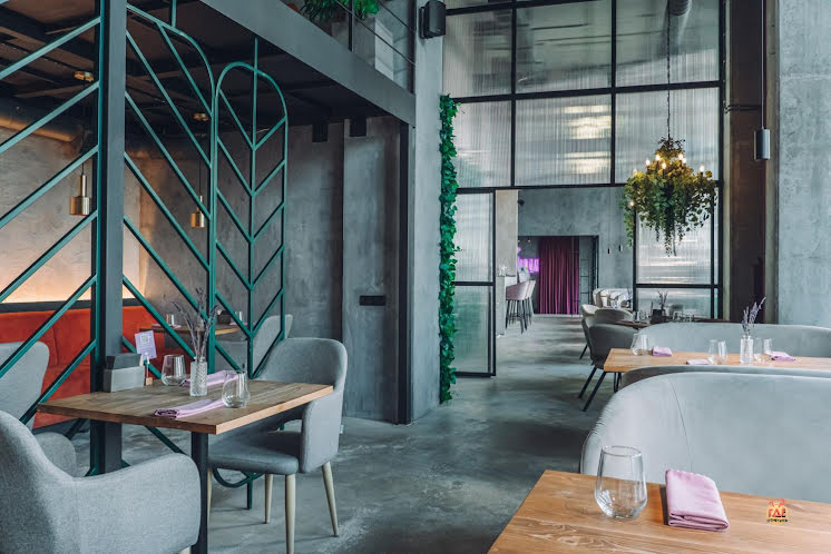 Основной зал в «Lawanda» фотография №9