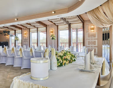  ресторан Джонка