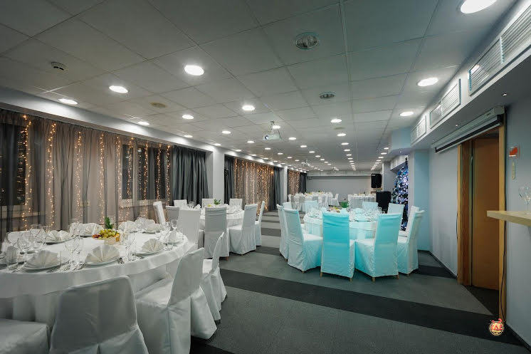 Зал «МОСКВА» в «Marins Park Hotel Mocква Пражская» фотография №14