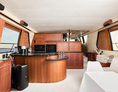  ресторан YES BOAT