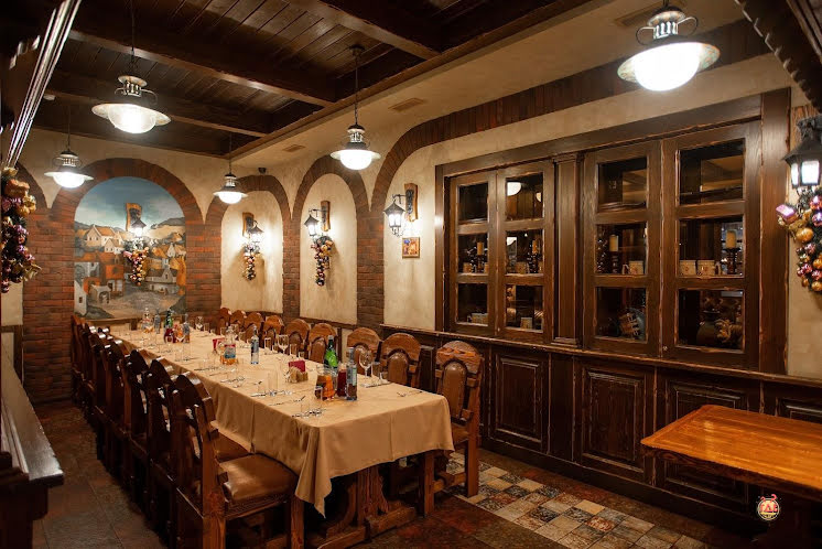 Зал «Винотека» в «Портос» фотография № 1