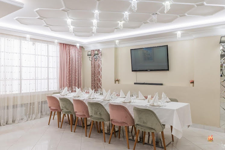 Зал на 25 человек  в «Питер» фотография №13