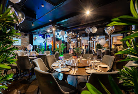 Зал ресторана   в  VIР зал