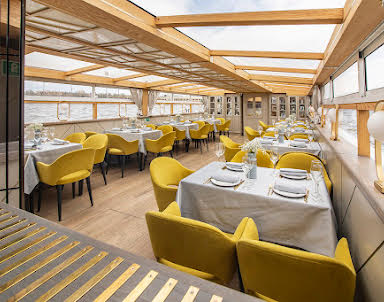 День рождения в Теплоход "Фицджеральд"