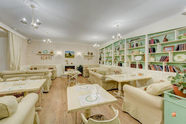 Большой зал в «Тетя Аида» фотография №1