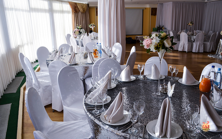 Зал «Тверской» в «AZIMUT Отель Ярославль» фотография №16