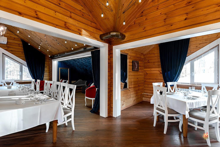 Зал кафе в «Дубрава» фотография №7