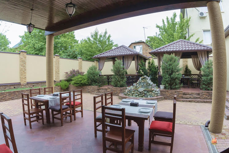 Летняя терраса в «Ассамблея» фотография №3