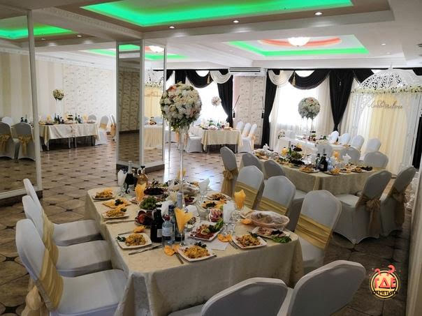 Зал «Свадебный»  в «Гоара» фотография №4