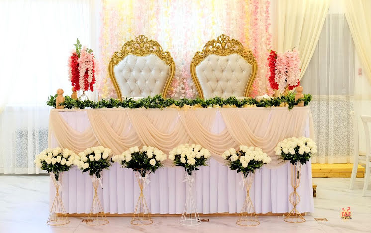 Основной зал в «Старый Тбилиси» фотография №1