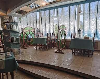 Новый год в Дали