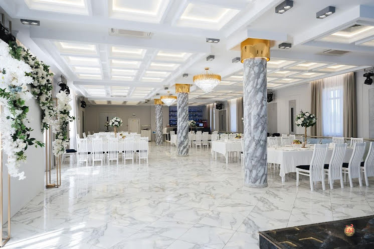 Белый зал  в «Full House» фотография №8