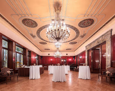  ресторан Метрополь