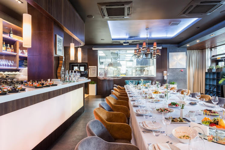 Основной зал в «18.12» фотография №19