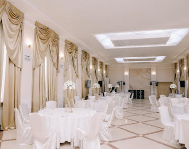 День рождения в Богемия на Вавилова