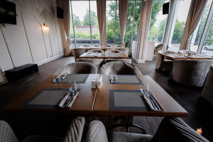 Малый караоке зал в «Сытый лось на Большой Семёновской» фотография №13