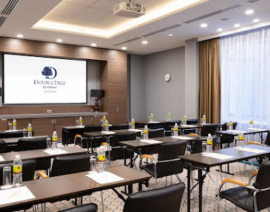  ресторан DoubleTree by Hilton Tyumen