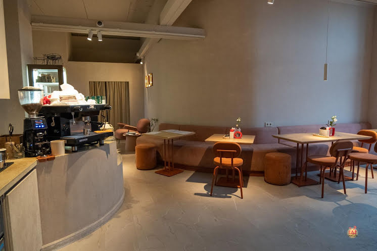 Основной зал в «Коза Тапас» фотография №7