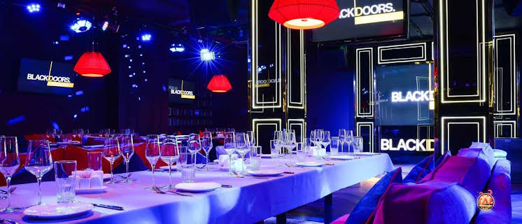 Основной зал в «BlackDoors» фотография №6