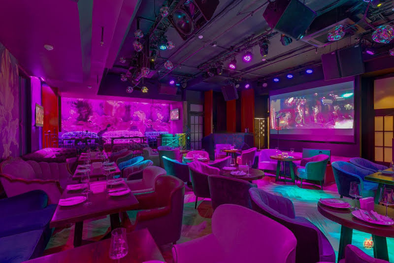 Who Is Who фотография №15