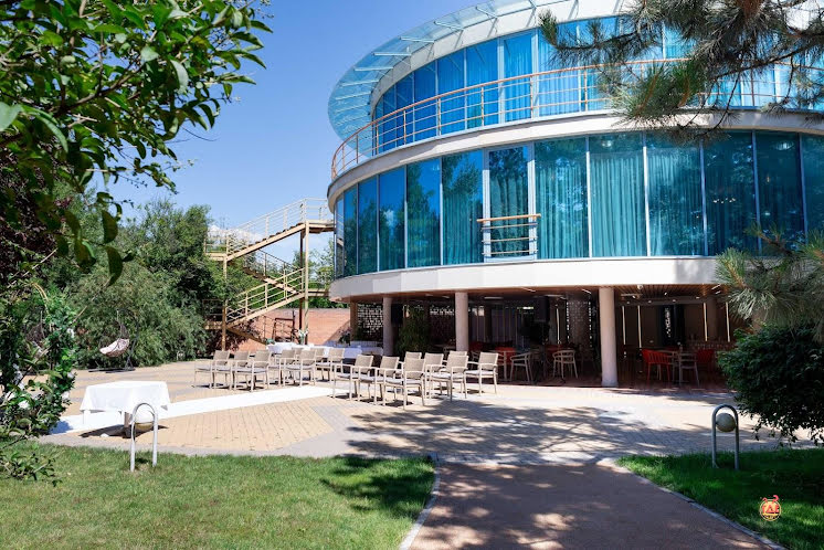 Бежевый зал  в «Ёлочка» фотография №11