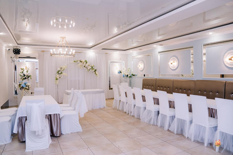 Зал №1 в «Семейный очаг» фотография №1