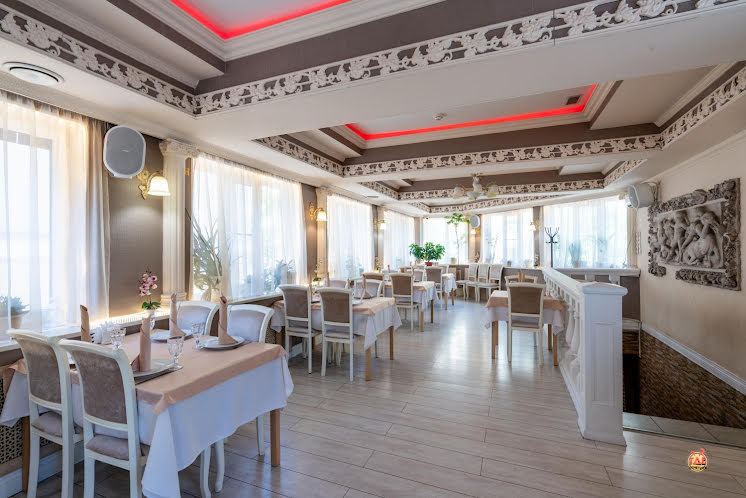 Основной зал  в «Телиани» фотография №14