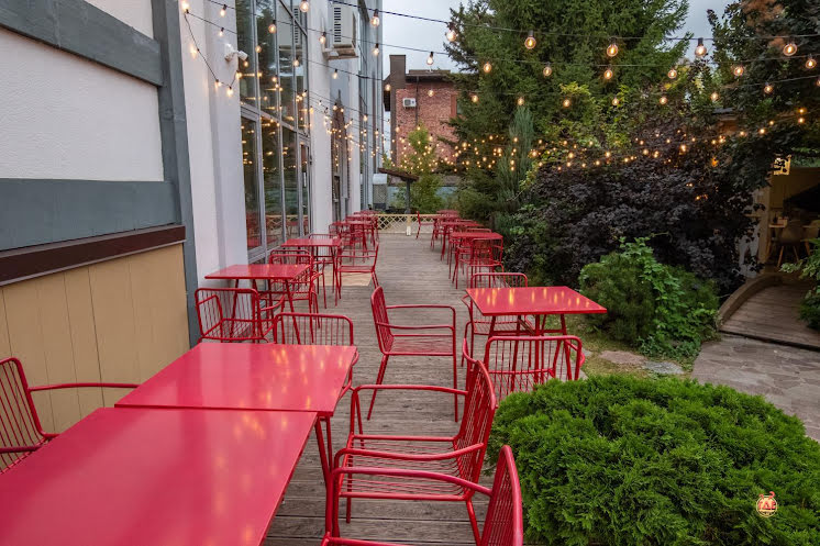 Летняя веранда в «Коза Тапас» фотография №11