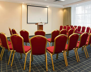  ресторан Лесная Сафмар