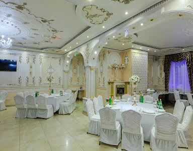 Выпускной в Империя