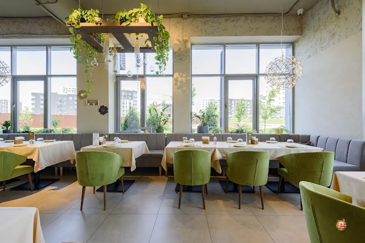 Основной зал  в «Pepperoni на Анаса Тазетдинова» фотография №3