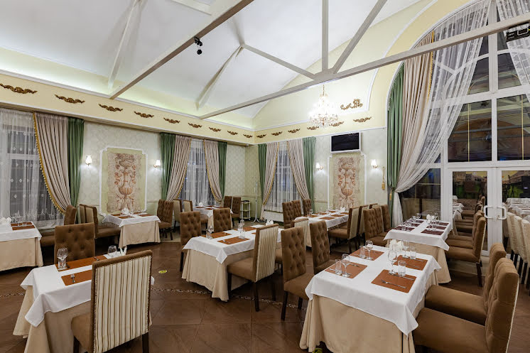 Основной зал  в «Венеция на ул. 40 лет Октября» фотография №16