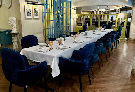 Банкетный зал на 2 этаже в Зал «Гостиная»