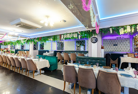 Основной зал в Летняя веранда