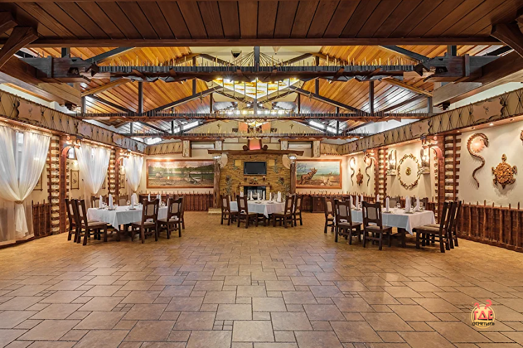 Банкетный зал в «Охотничий Клуб» фотография № 1