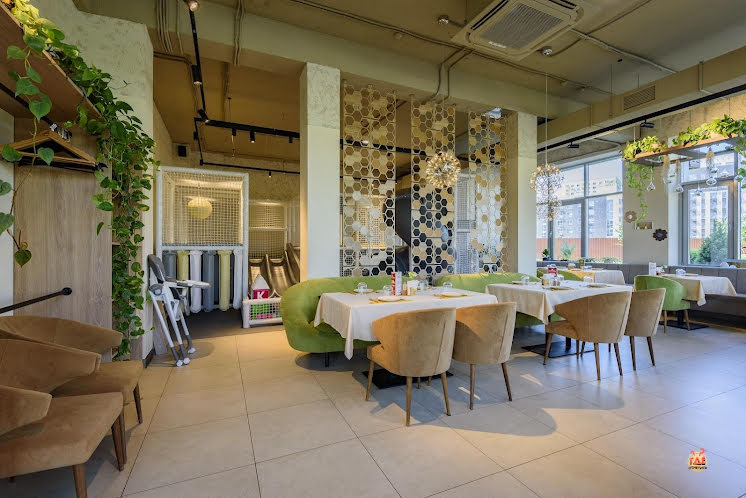 Основной зал  в «Pepperoni на Анаса Тазетдинова» фотография №9